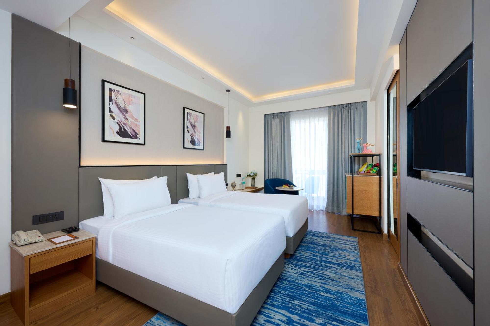 Iris Sarovar Portico Gurgaon Eksteriør billede