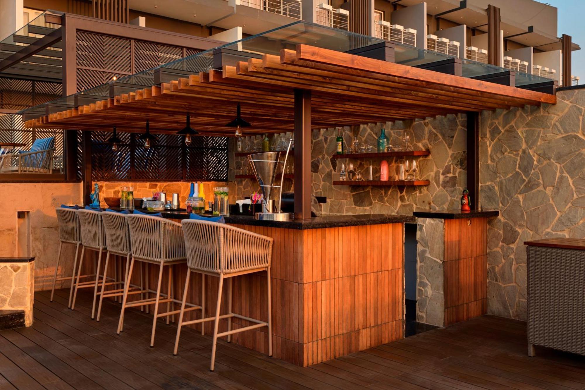 Iris Sarovar Portico Gurgaon Eksteriør billede
