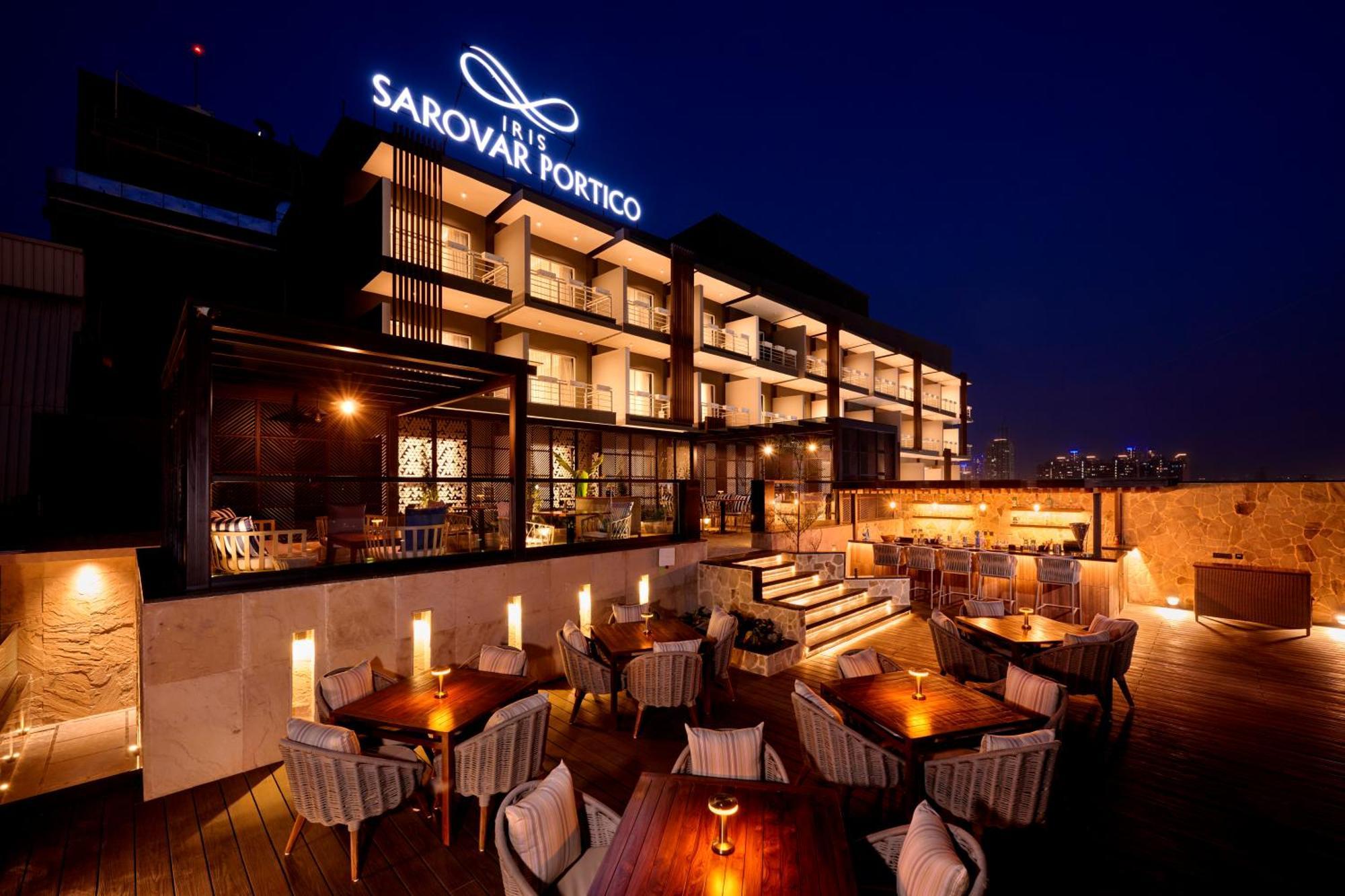 Iris Sarovar Portico Gurgaon Eksteriør billede