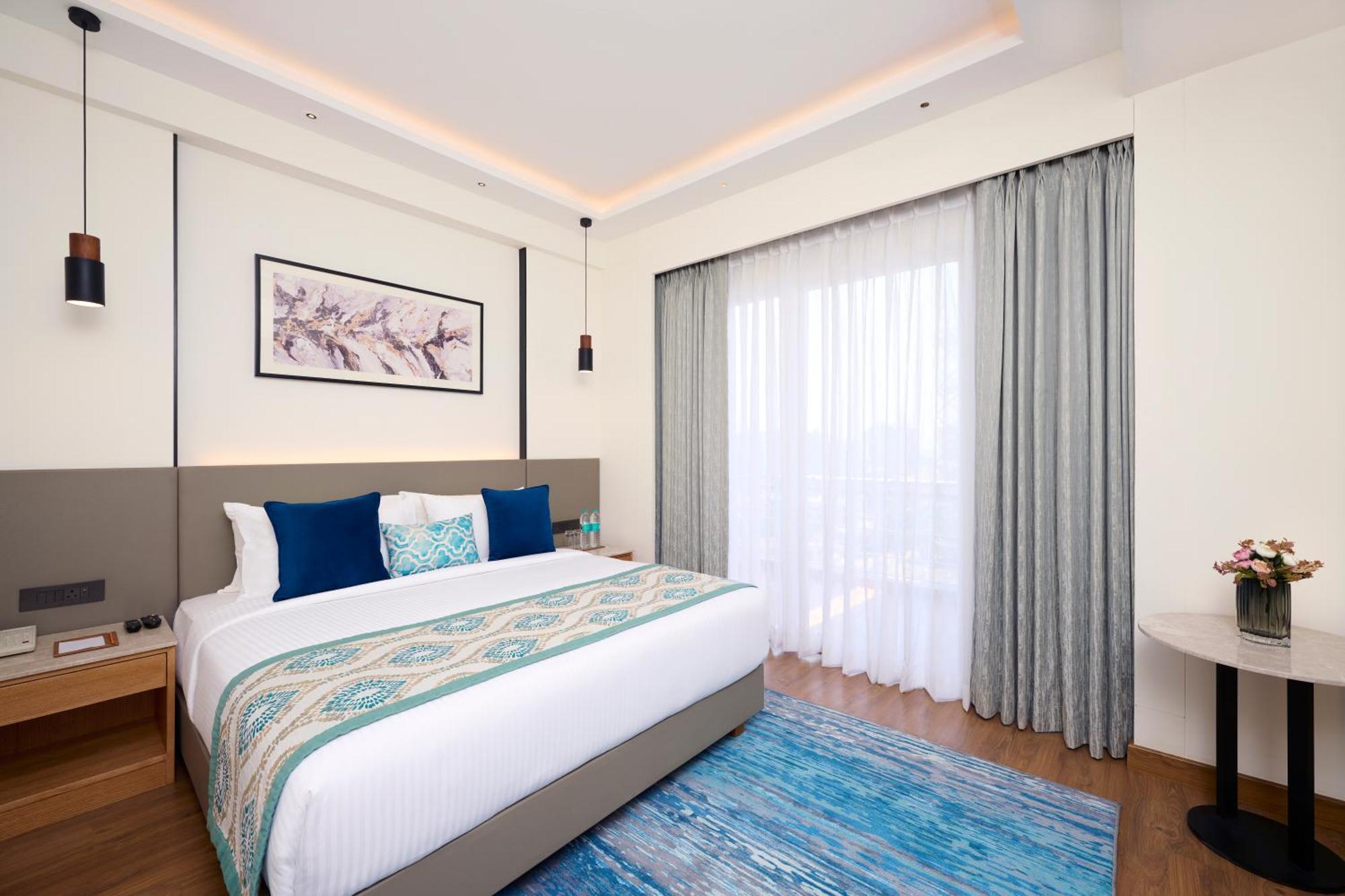 Iris Sarovar Portico Gurgaon Eksteriør billede