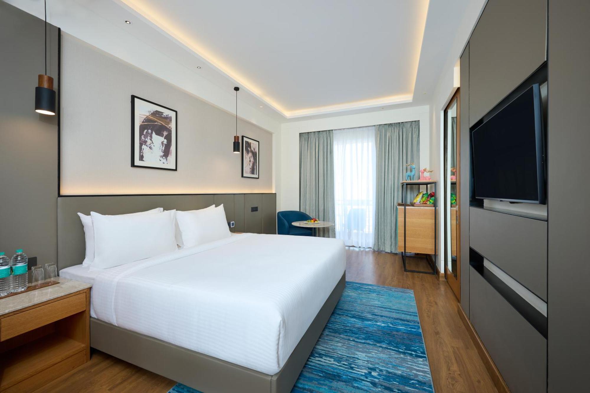 Iris Sarovar Portico Gurgaon Eksteriør billede