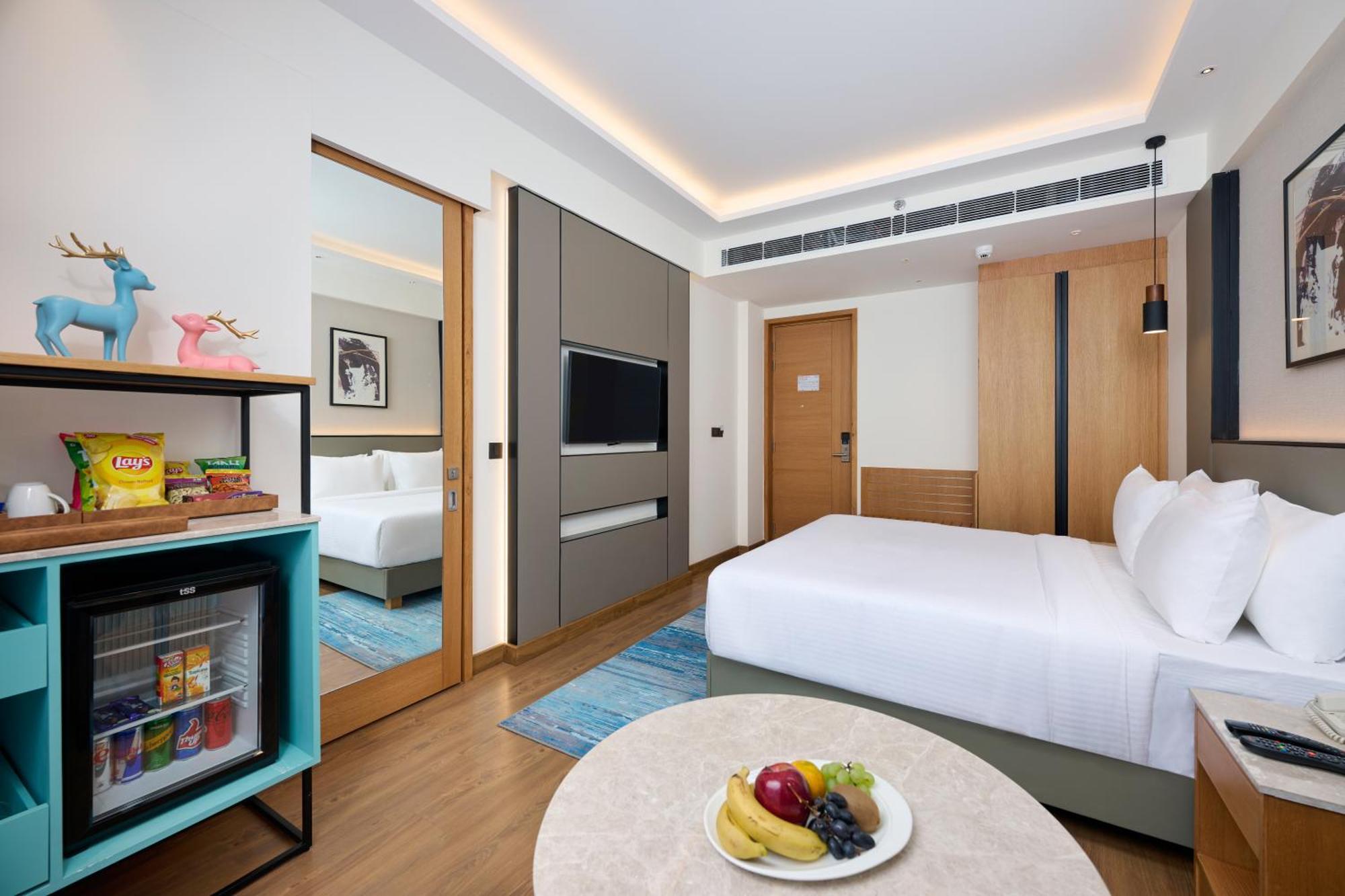 Iris Sarovar Portico Gurgaon Eksteriør billede